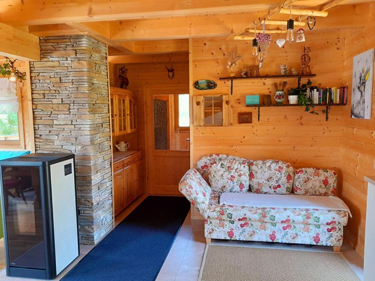 Apartamento Auszeit Almhaus Schmalzbauer Sankt Andrä Exterior foto